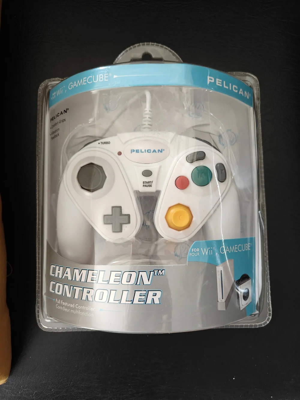 Pelican Chameleon Wired GameCube/Wii Controller — White